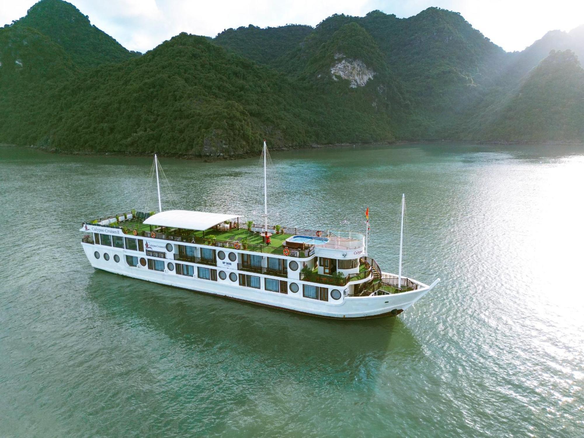 Hotel Le Journey Calypso & Verdure Lotus Cruises Ha Long Zewnętrze zdjęcie