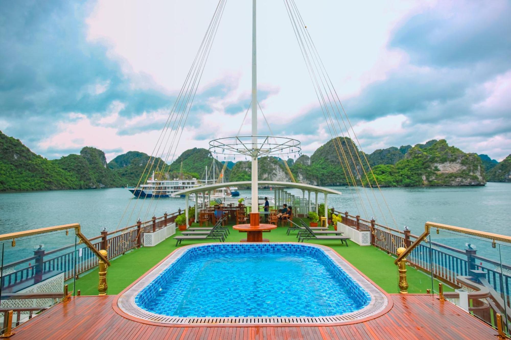 Hotel Le Journey Calypso & Verdure Lotus Cruises Ha Long Zewnętrze zdjęcie