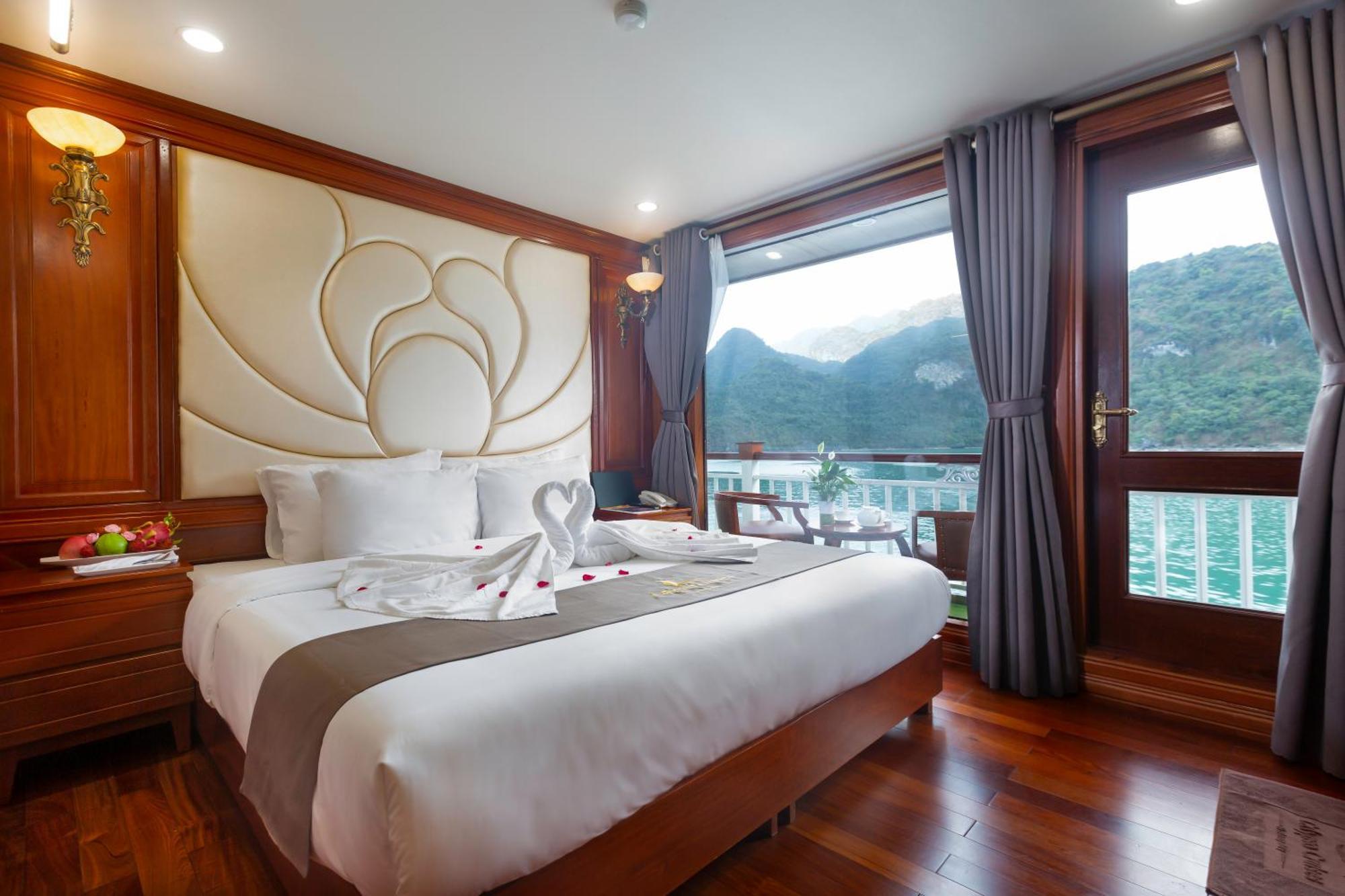 Hotel Le Journey Calypso & Verdure Lotus Cruises Ha Long Zewnętrze zdjęcie