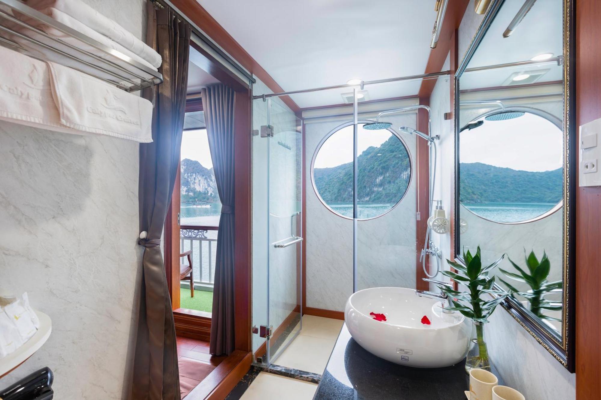 Hotel Le Journey Calypso & Verdure Lotus Cruises Ha Long Zewnętrze zdjęcie