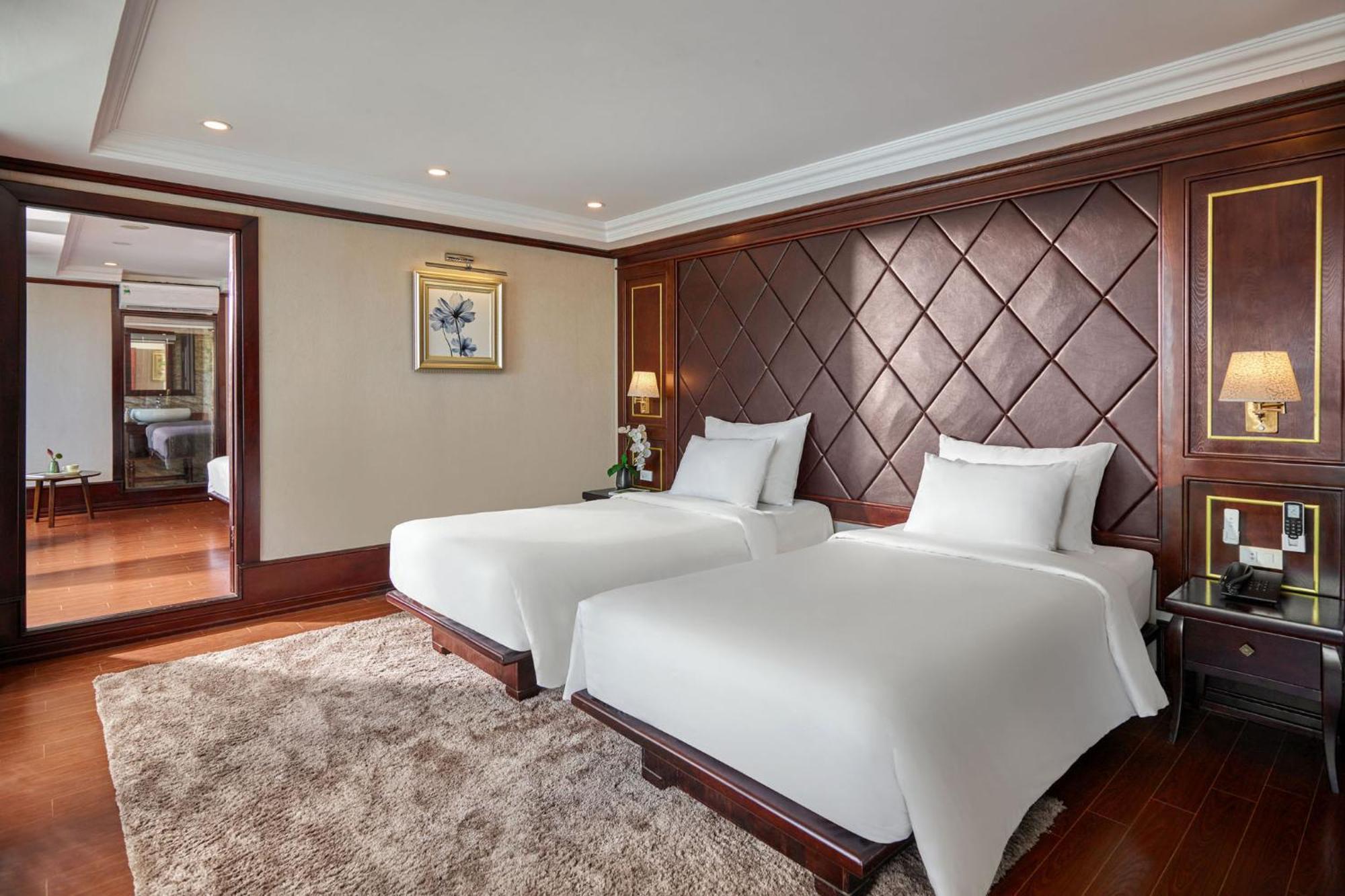 Hotel Le Journey Calypso & Verdure Lotus Cruises Ha Long Zewnętrze zdjęcie