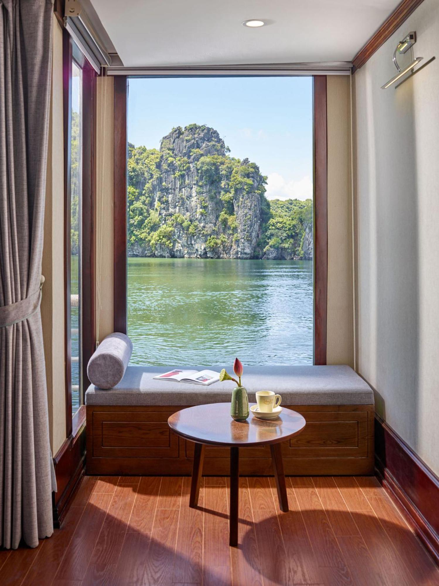 Hotel Le Journey Calypso & Verdure Lotus Cruises Ha Long Zewnętrze zdjęcie