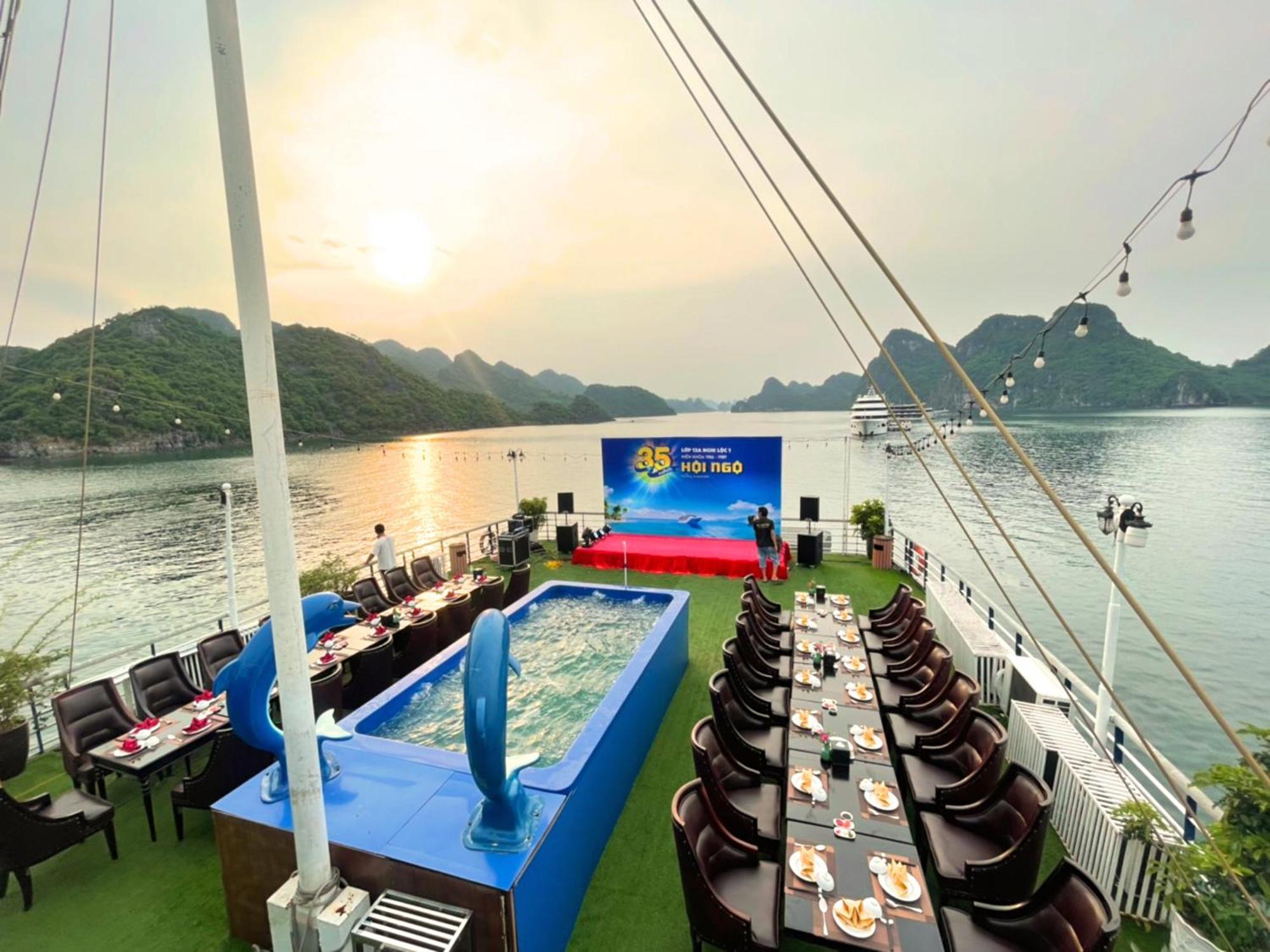 Hotel Le Journey Calypso & Verdure Lotus Cruises Ha Long Zewnętrze zdjęcie